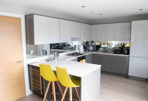 Beautiful 3 Bedroom Town House