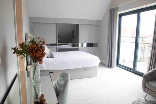 Beautiful 3 Bedroom Town House