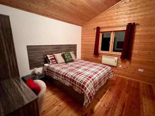 Tufty Lodge, Lake Pochard Lodge 9