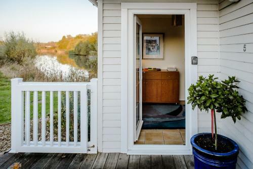 Windrush Turret Lodge