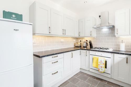 *contractor *vacation Home* -thurrock Ockendon