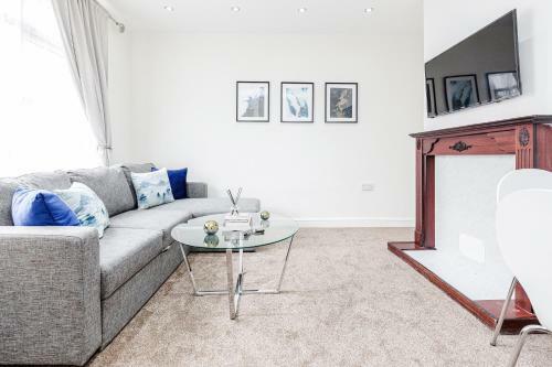 *contractor *vacation Home* -thurrock Ockendon