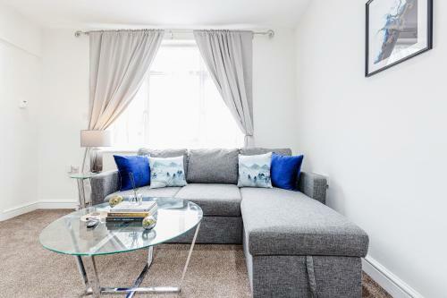 *contractor *vacation Home* -thurrock Ockendon