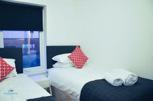 Shirley Apartments
