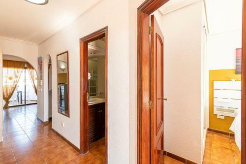 Apartamento Con Balc�n Y Vistas Al Mar