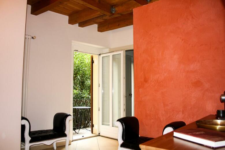 Hostal Antiche Mura - Italian Homing
