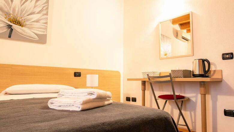 Hostal Antiche Mura - Italian Homing