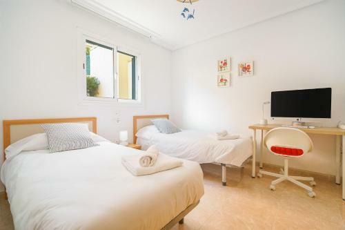 Villa Bungalow With Swimming Pool In Calas De Mallorca