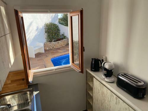 Villa Con Piscina Privada Y Gran Jard�n