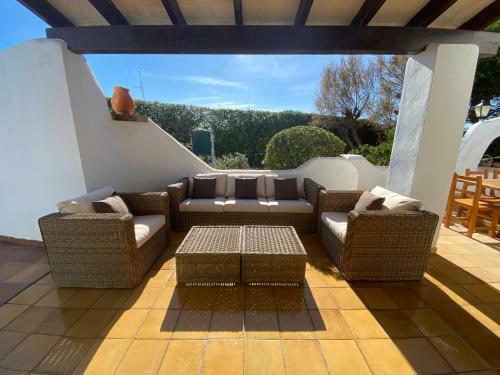 Villa Con Piscina Privada Y Gran Jard�n