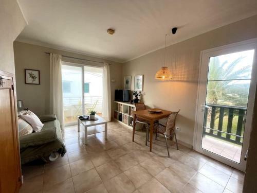 Apartamento Con Piscina Y Junto A La Playa - Macarella.