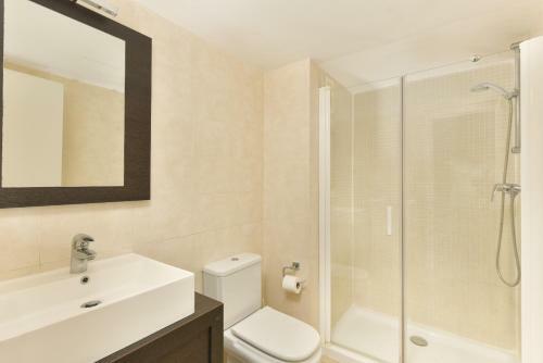Exclusivo Apartamento de 2 Dormitorios Vista Mar Lateral