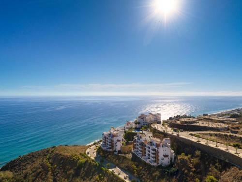 Apartamento De 2 Dormitorios Vista Mar Con Parking