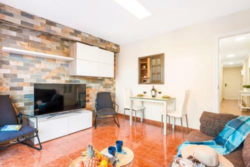 12a Amarilla Bay Holiday Apartment, Pool And AC