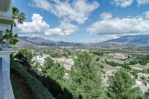 Lac- Spacious Apartment With Spectacular Views