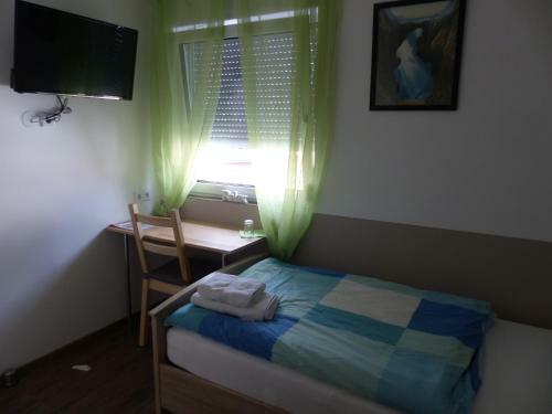 Hostal Wellness Pension Salzgrotte