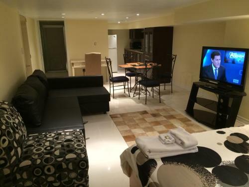 Toronto Garden Inn Bed & Breakfast