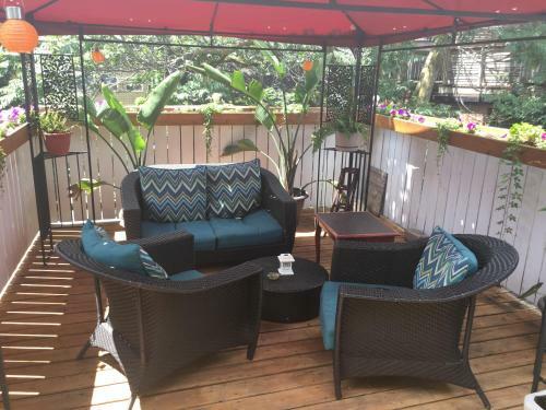 Toronto Garden Inn Bed & Breakfast