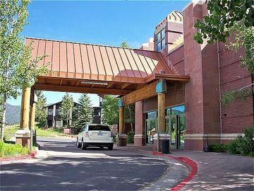 Hotel Rocky Mountain Park Inn