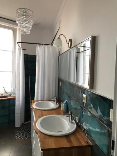 Apartamento Moderne, Stilvolle Ferienwohnung In Stralsund 84m2