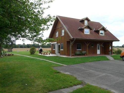 Gro�es G�stehaus