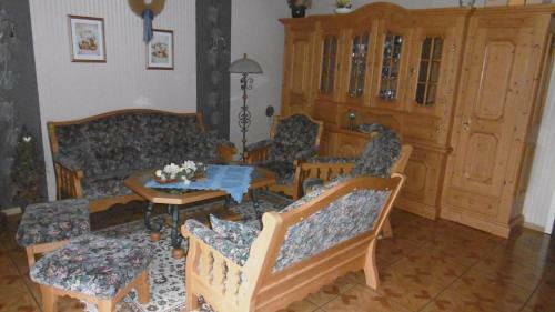 Gro�es G�stehaus