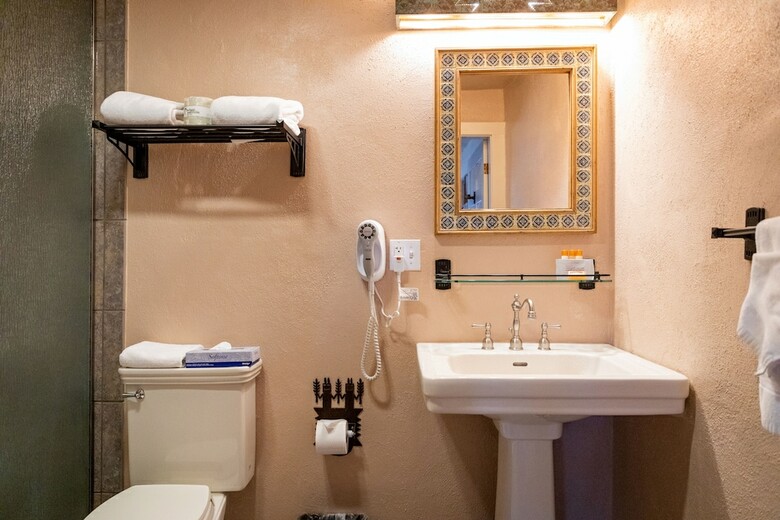 Posada The Historic Taos Inn
