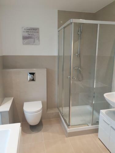 Apartamento Luxuswohnung Mit Jacuzzi N�he Flughafen K�ln/bonn