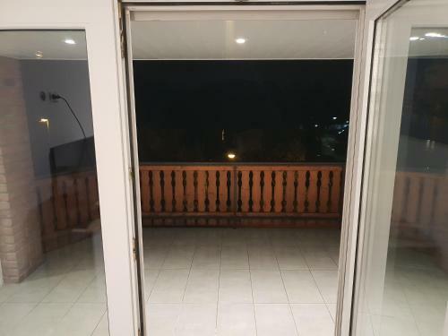 Apartamento Luxuswohnung Mit Jacuzzi N�he Flughafen K�ln/bonn