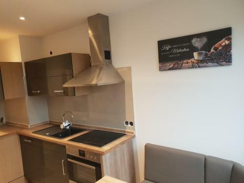 Apartamento Luxuswohnung Mit Jacuzzi N�he Flughafen K�ln/bonn