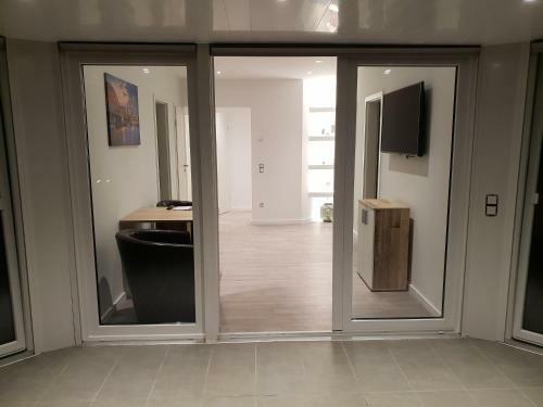 Apartamento Luxuswohnung Mit Jacuzzi N�he Flughafen K�ln/bonn