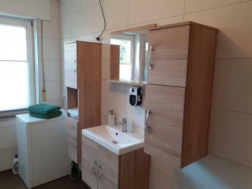 Bed & Breakfast Zum Hoambarg, Kitchen, Balcony, Bathroom