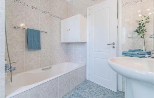 Holiday Home Albaida