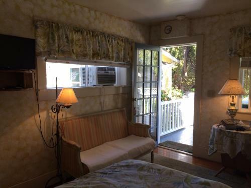Bed & Breakfast Secret Garden Inn & Cottages