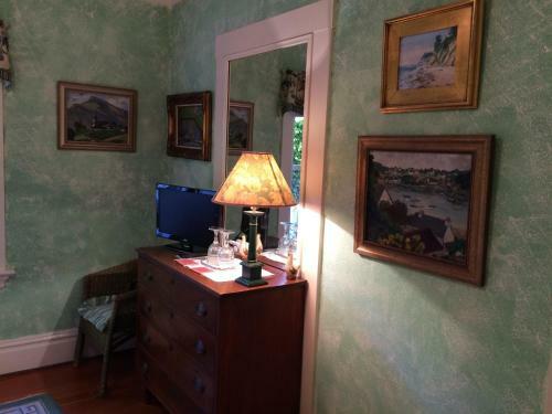 Bed & Breakfast Secret Garden Inn & Cottages