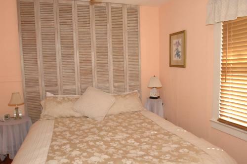 Bed & Breakfast Secret Garden Inn & Cottages