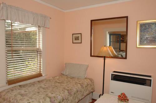 Bed & Breakfast Secret Garden Inn & Cottages