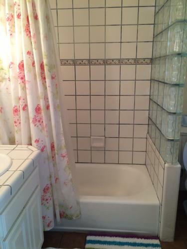 Bed & Breakfast Secret Garden Inn & Cottages
