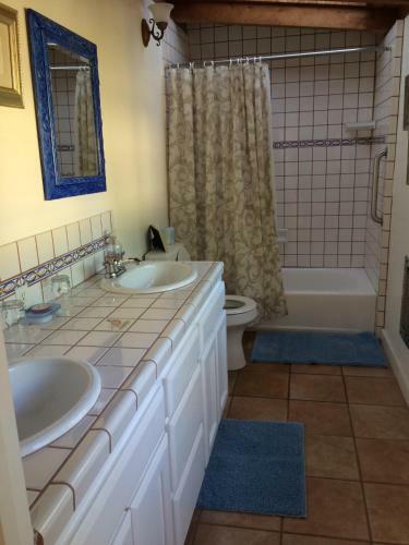 Bed & Breakfast Secret Garden Inn & Cottages