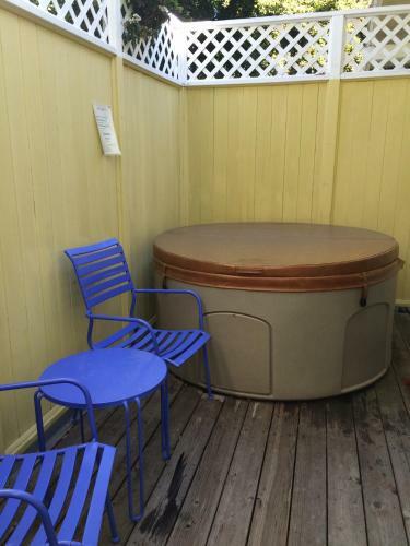 Bed & Breakfast Secret Garden Inn & Cottages