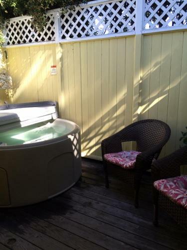 Bed & Breakfast Secret Garden Inn & Cottages