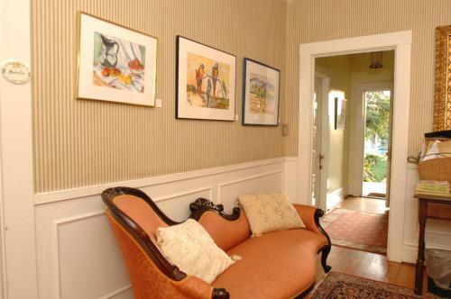 Bed & Breakfast Secret Garden Inn & Cottages