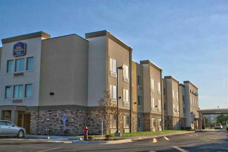 Hotel Best Western Plus Airport Inn & Suites