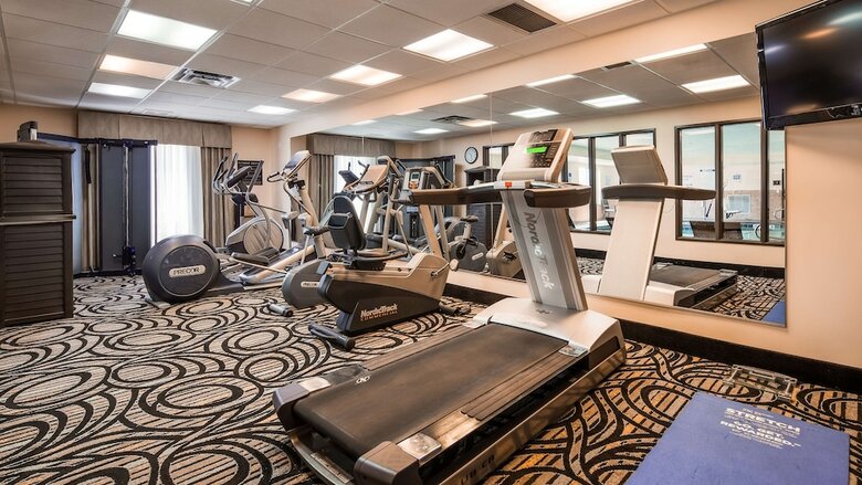 Hotel Best Western Plus Airport Inn & Suites