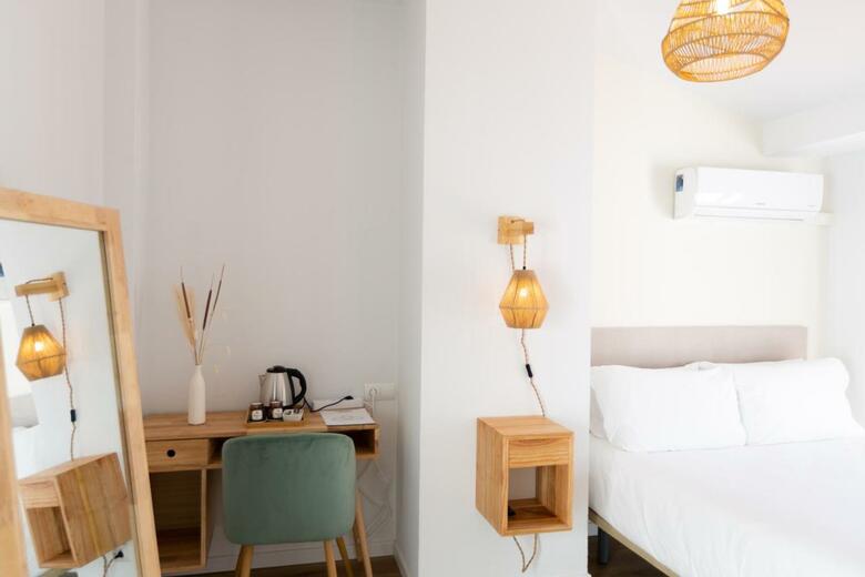 Hostal La Malague�a By Croma