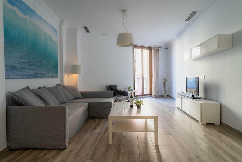Apartamentos Azz Sevilla Torre De La Plata