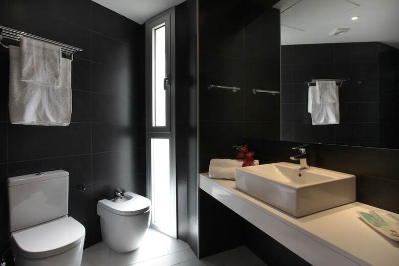 Fisa Rentals Les Corts Apartments