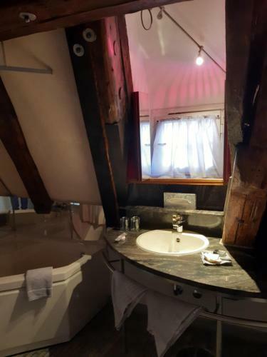 Hotel Schiefes Haus