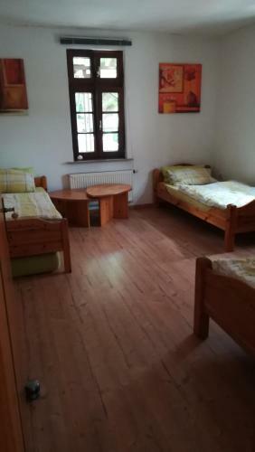 Apartamento Firmen-monteur Unterkunft Ferienwohnung Enzblick