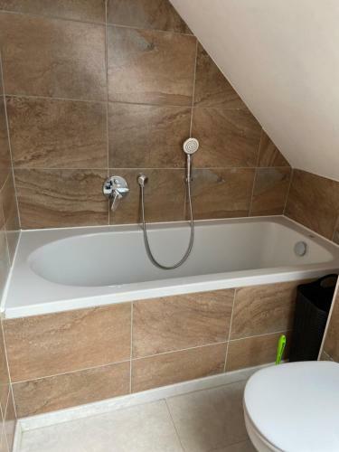 Apartamento 4 Zimmer Wohnung Mitten In Wallersdorf